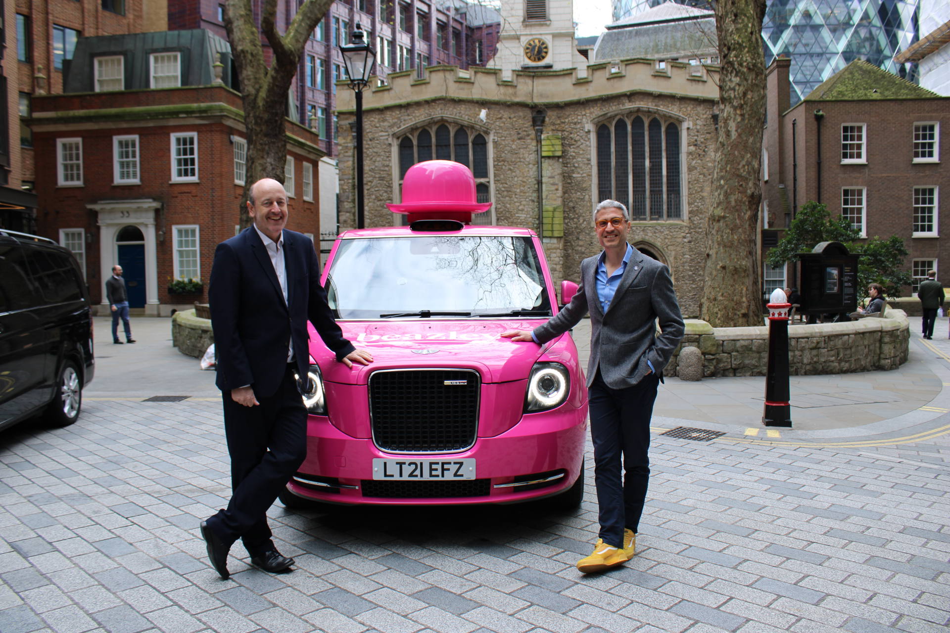 Raf and Mark by taxi.JPG